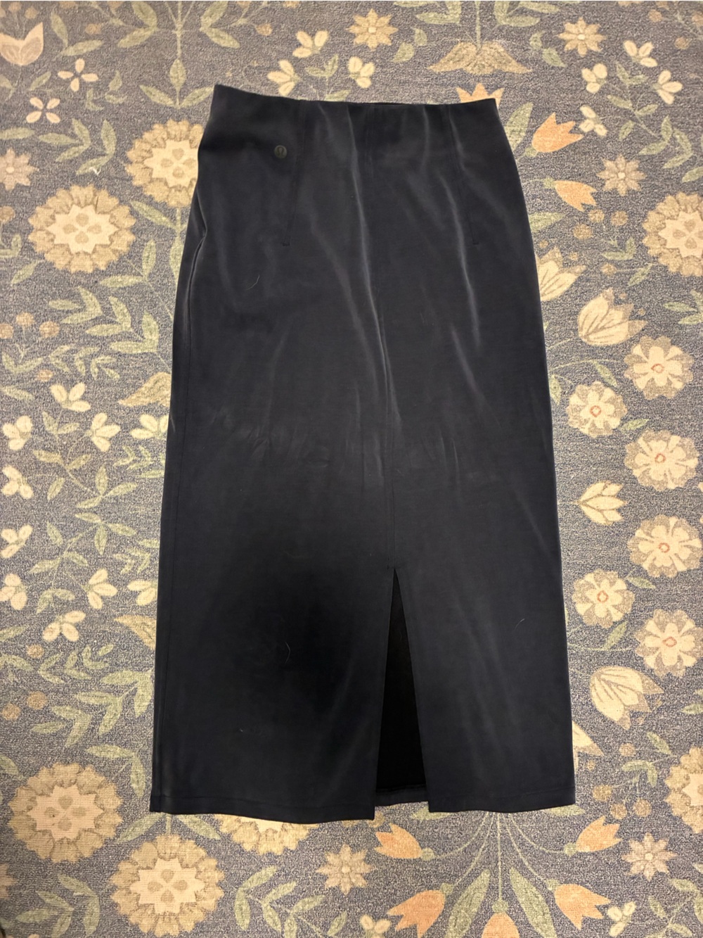 lululemon athletica Black Skirt with Back Vent (slit in middle)